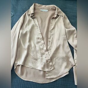 Women’s Lightweight Satin Button-Front Blouse - Tan